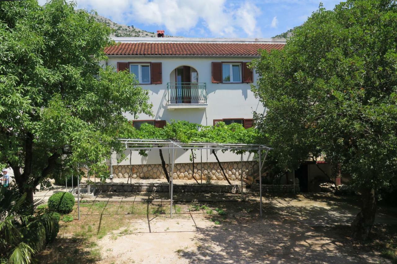 Lumbrela Apartments Starigrad Paklenica Exterior foto